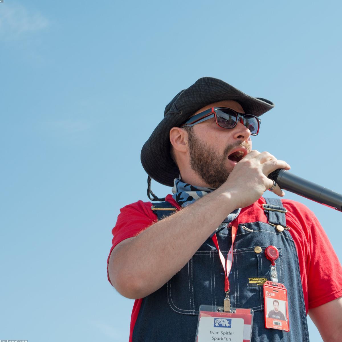 Caixa de Som Essenciais